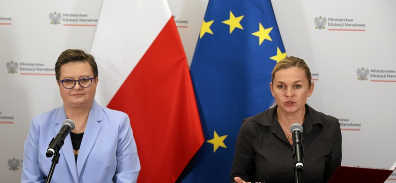 MEN zwiększa obowiązki nauczycieli bez dodatkowego wynagrodzenia. Związkowcy oburzeni