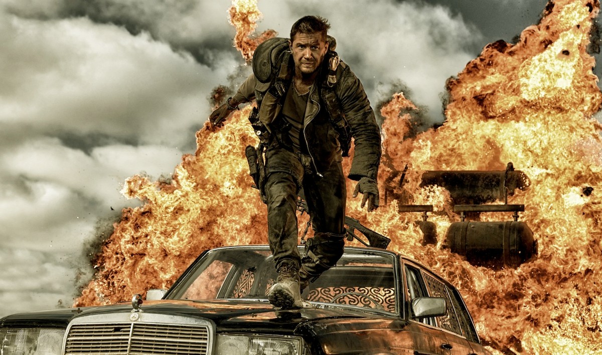 Tom Hardy mścicielem na pustyni. Najnowszy zwiastun "Mad Max: Na drodze gniewu"