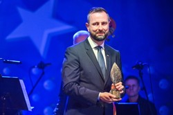 Kosiniak-Kamysz Człowiekiem Roku 2024. "Bez wahania rzuca polityczne salony, aby leczyć ludzi"