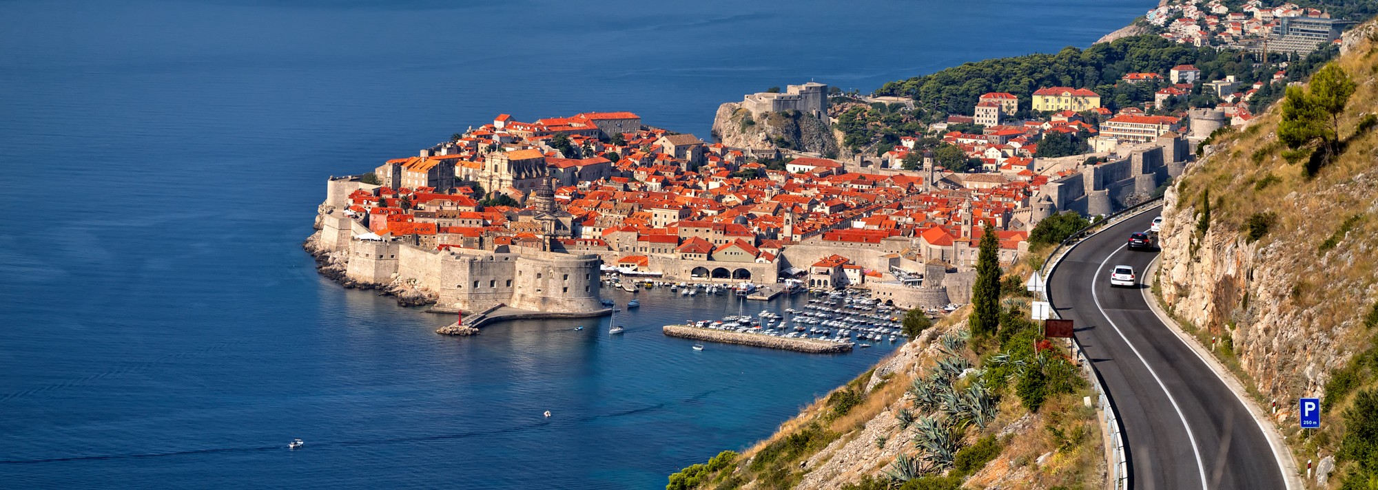 Dubrovník je populárnym chorvátskym letoviskom (ilustračné foto).