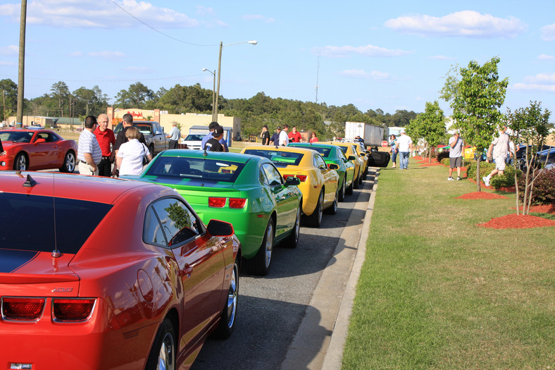 Rekordowy zlot Chevrolet Camaro5Fest - przyjechało ponad 500 samochodów (zdjęcia)