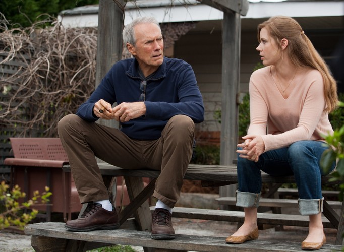 Amy Adams i Clint Eastwood w filmie 'Dopóki piłka w grze'