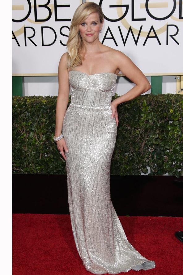 Hány óra alatt készült Reese Witherspoon Golden Globe-os ruhája?! - Glamour
