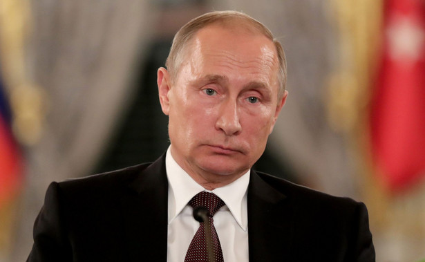 Francja podpadła Rosji? Putin odwołał wizytę w Paryżu