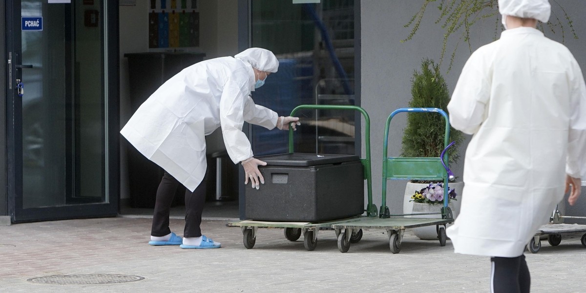 Personel DPS Polanki nie zostawił seniorów w potrzebie