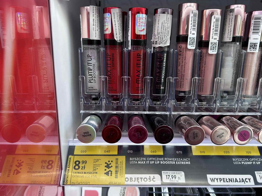 Błyszczyki z mentolem to produkt marki Catrice.