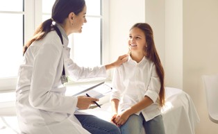 Rzecznik Praw Dziecka: część projektu ustawy o opiece zdrowotnej nad uczniami niezgodna z prawami pacjenta