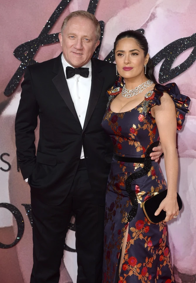 Zanosna Salma Hajek sa suprugom Fransoom Anrijem Pinoom