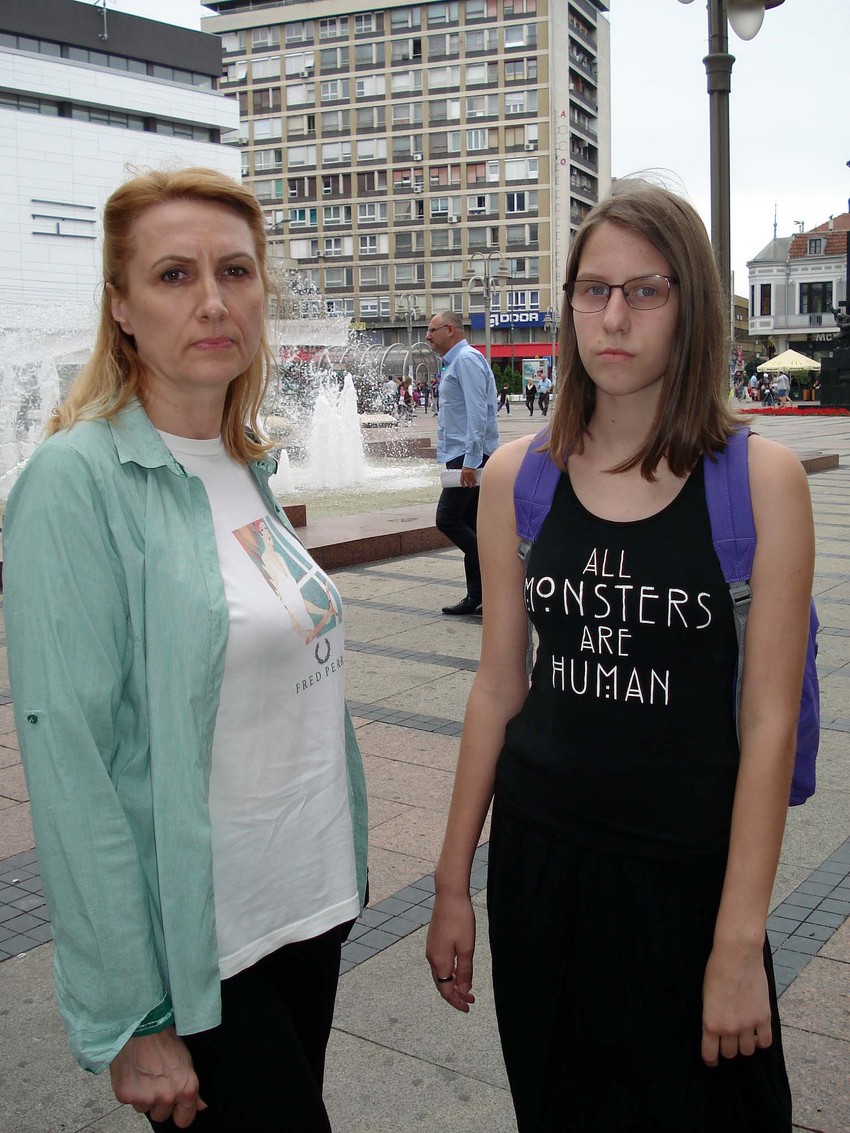 Milica Mitrović (desno) sa majkom Violetom Krstić