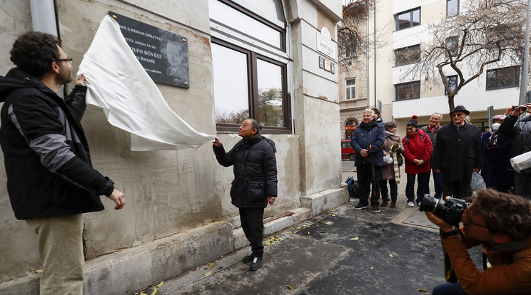 Rodolfo emléktábla avatása a bűvész születésének 110. évfordulója alkalmából/ Fotó: Fuszek Gábor