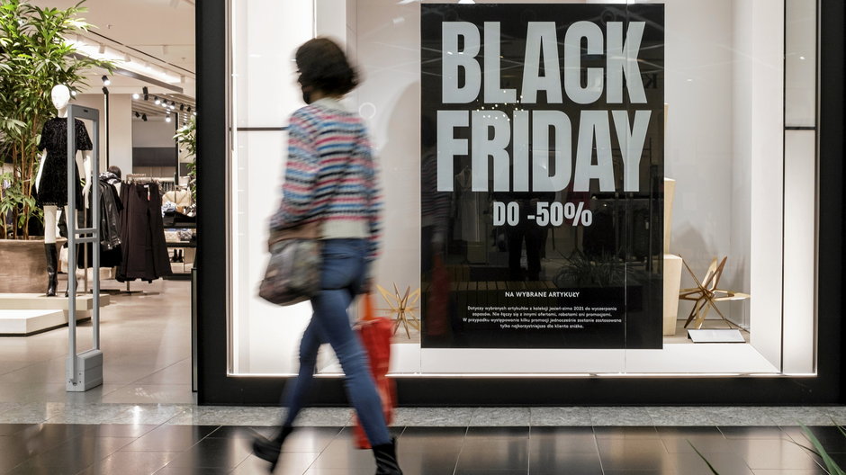 Black Friday w galerii handlowej (zdjęcie ilustracyjne)