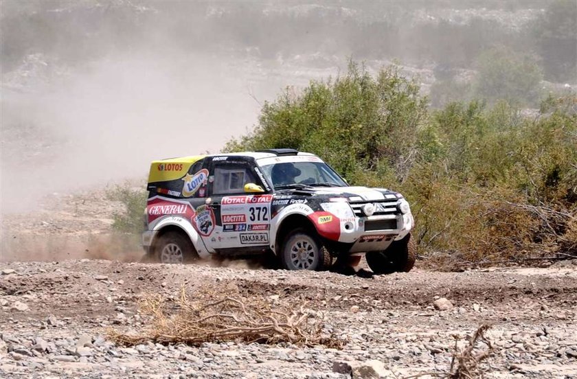 Adam Małysz pokonał aż 30 kilometrów etapu w Rajdzie Dakar 2012 jadąc z przebitą oponą