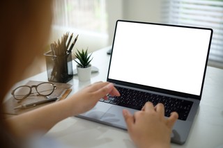 Jak zamawiający może naprawić swoją oczywistą omyłkę?