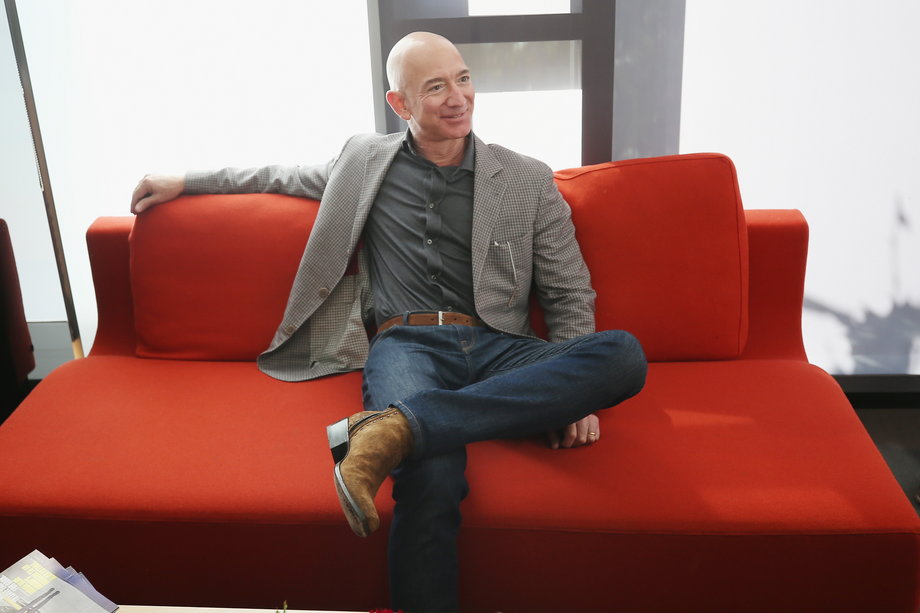Jeff Bezos zbliża się do majątku rzędu 200 mld dol.