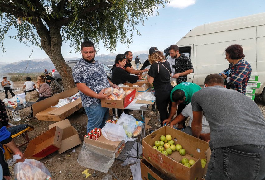 Nakon toga su meštani organizovali pomoć