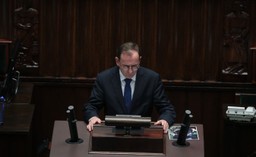 Szef MSWiA wprowadził zakaz przebywania przy granicy z Białorusią na trzy miesiące