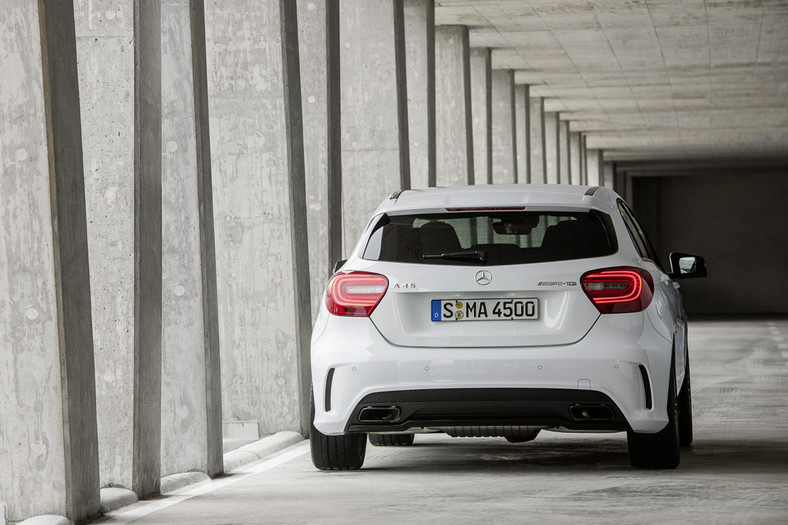 Mercedes-Benz A45 AMG ma 360 KM