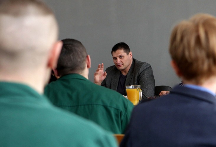 Andrzej Gołota najpierw trafił do więzienia, potem modlił się na Jasnej Górze