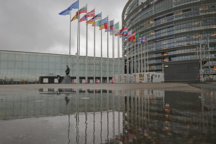 Eksperci: Unia Europejska zaostrza politykę klimatyczną. Zmiany niekorzystne dla Polski