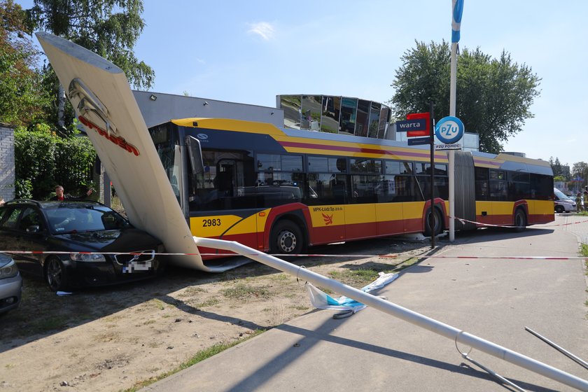 Łódź. Kierowca autobusu MPK zasłabł w czasie jazdy