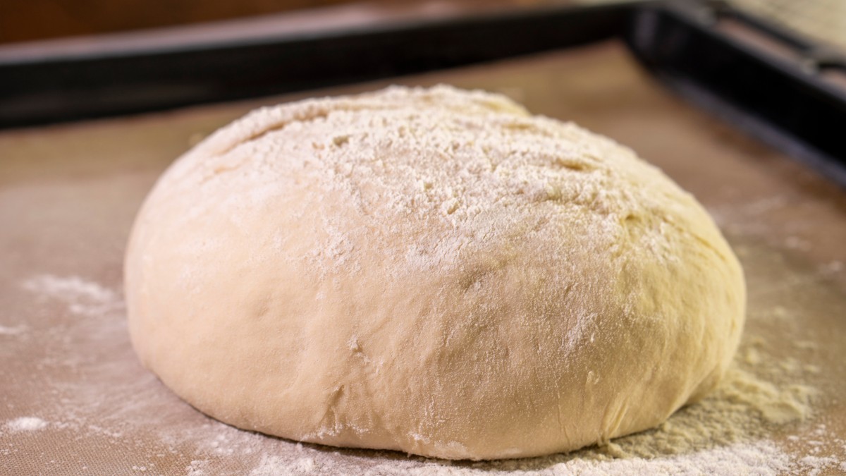 Univerzalno testo za zamrzavanje: Idealno za pite, pogačice, slana i slatka peciva 