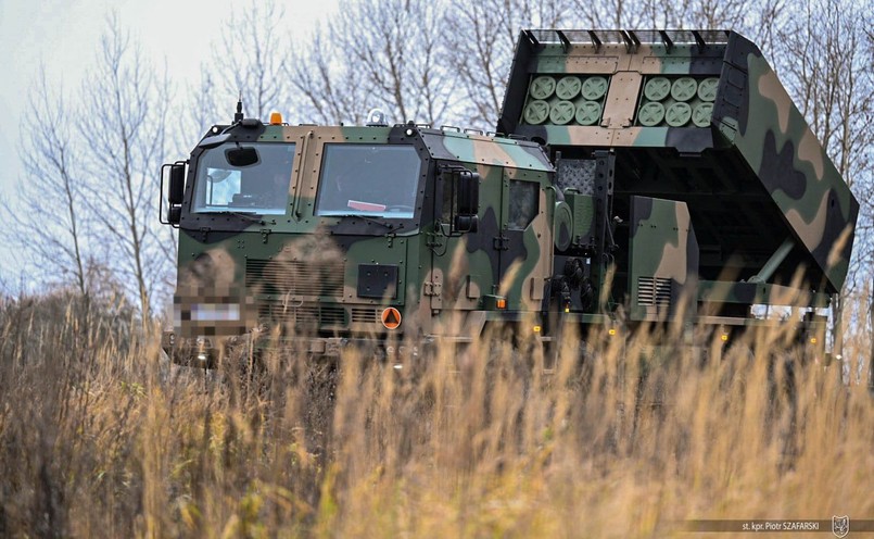 Jelcz z wyrzutnią Homar-K