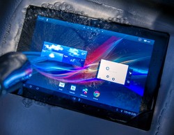 Xperia Z Ultra: Sony zaprezentował swój wodoszczelny smartfon