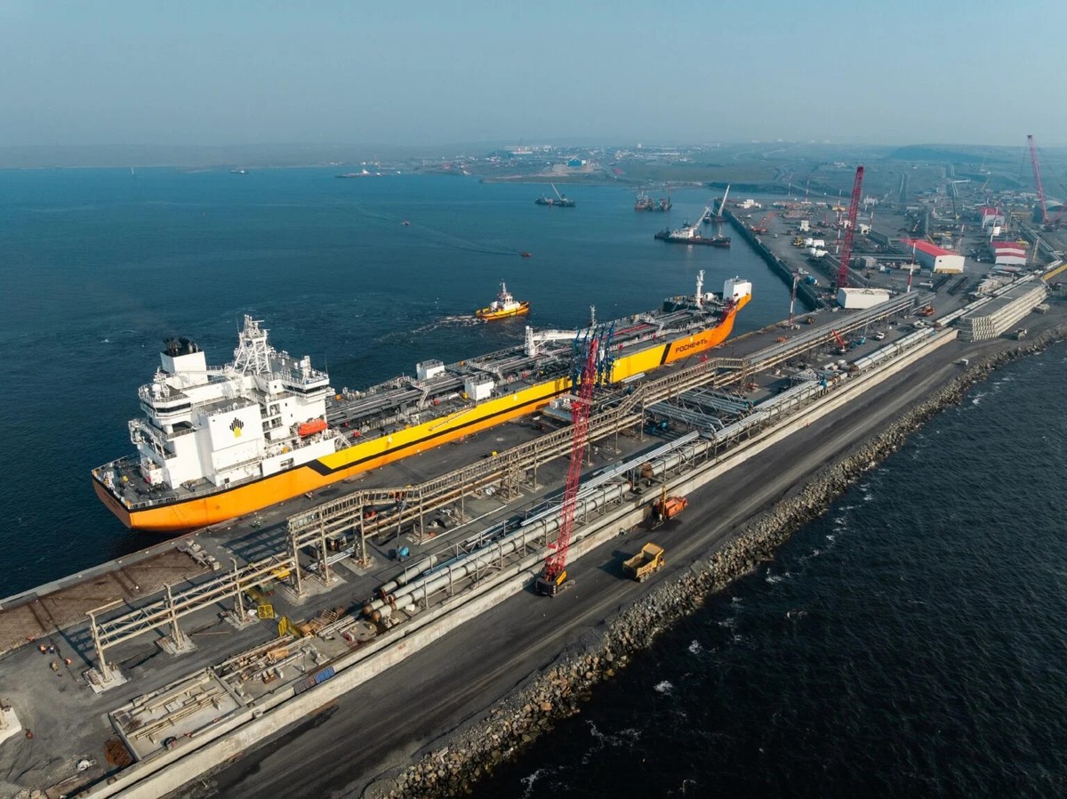 Russia launches Arctic oil exports: Vostok Oil project begins