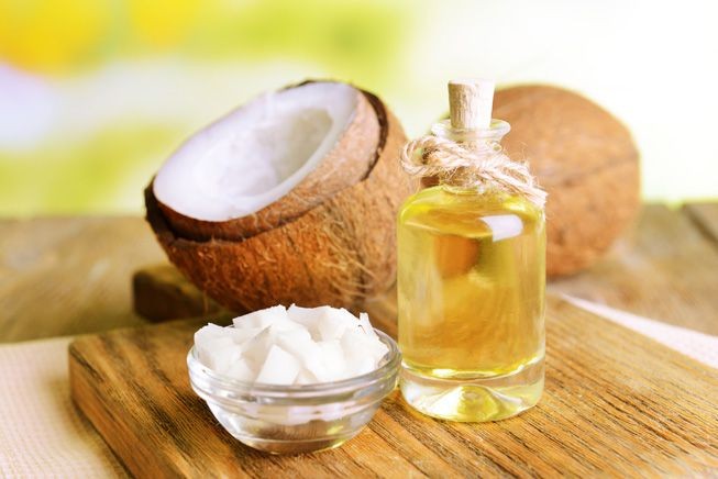 Coconut oil has a way of detoxifying the teeth when used as a mouthwash [ece-auto-gen]