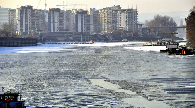 Jegesedés az Újpesti-öbölben - Fotó: MTI Balaton József