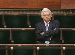 Buzek na prezydenta? PO tego nie chce