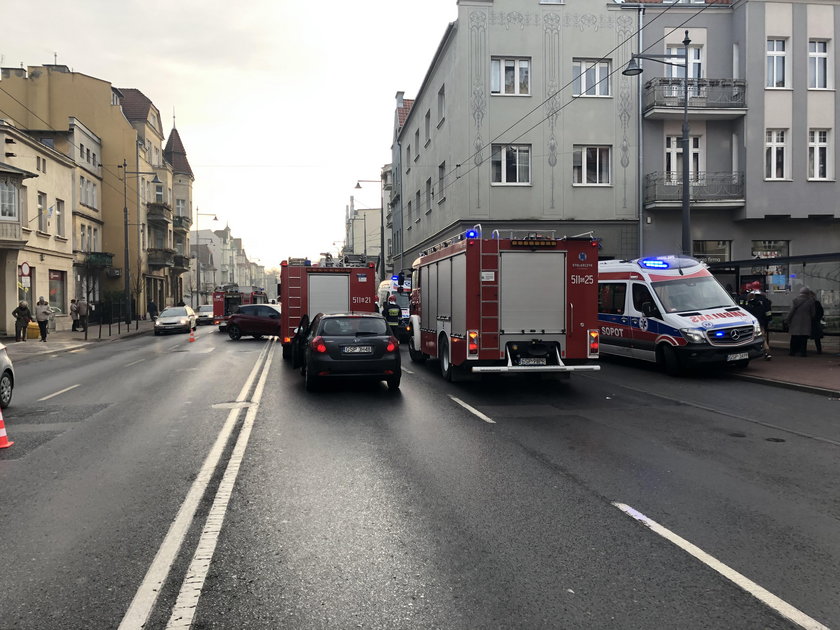 Groźny wypadek w Sopocie. Sześć osób poszkodowanych