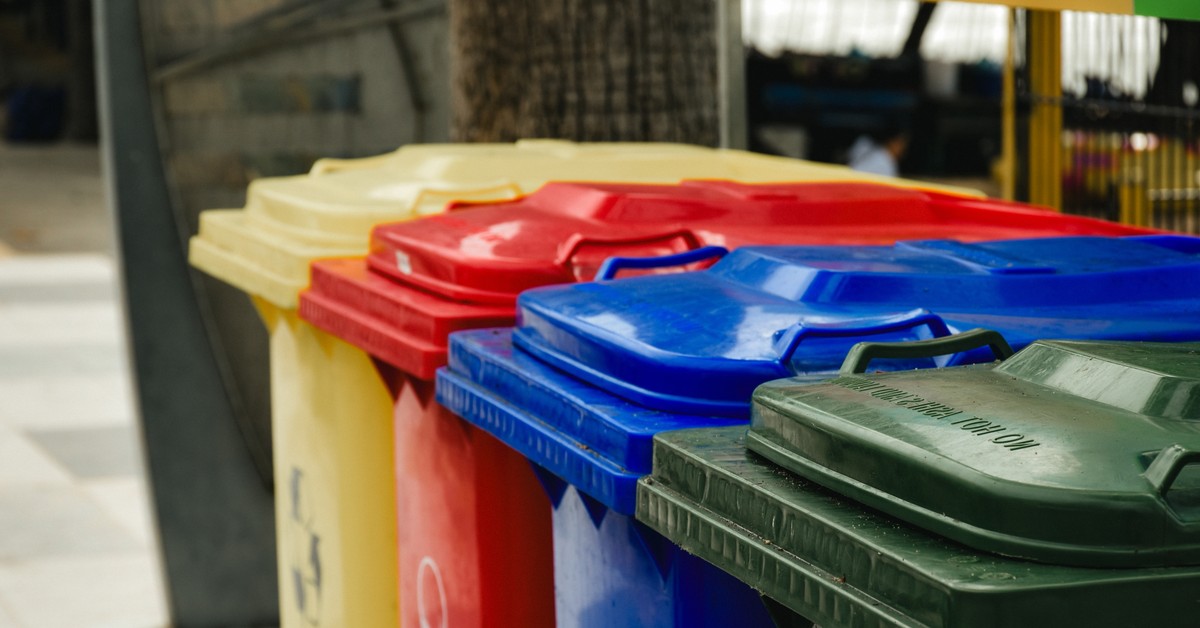 Mieszkańcy nie płacą za śmieci. Deklaracja zerowa ma pomóc gminom ściągnąć opłaty za odpady