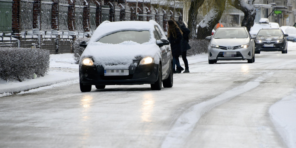 Uwaga na oblodzenia. Ostrzeżenia dla większości kraju