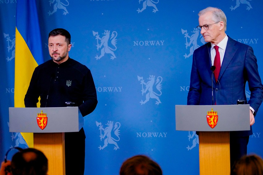 Jonas Gar Stere i Volodimir Zelenski