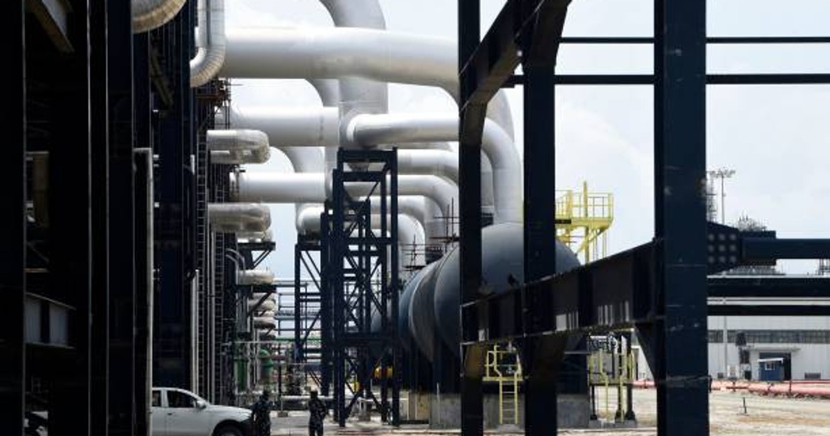 Africa’s first aviation fuel refinery planned under new $82 million France-backed deal
