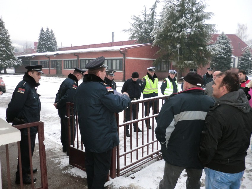 Fabrika zapečaćena od 8. januara: Protest radnika AD "Duvan"