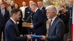 w czechach jak w polsce. ostry spór szefa msz z prezydentem