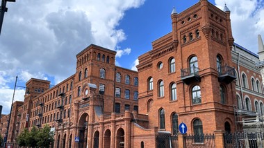 QUIZ z polskich miast. Rozpoznasz miasto po jednym zdjęciu?