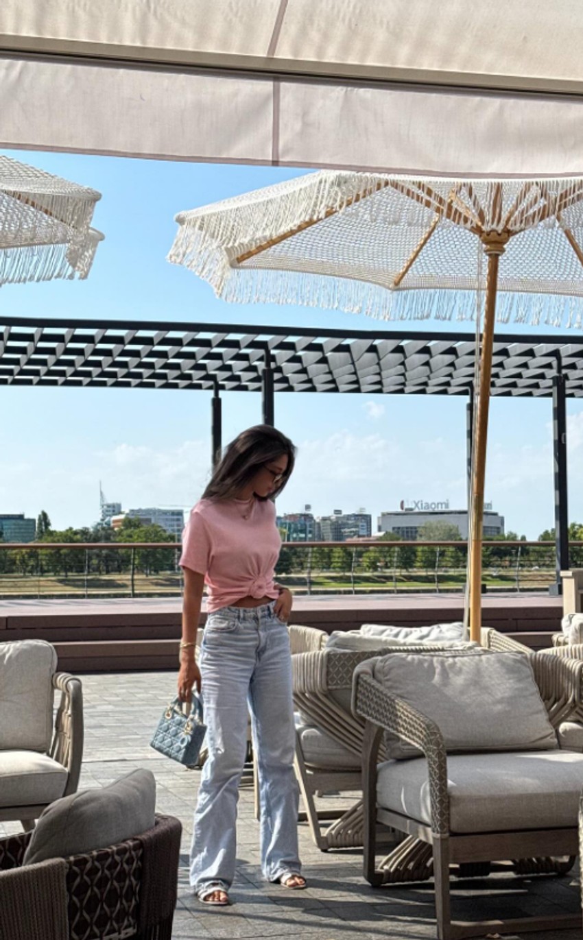 Đina Džinović, objava