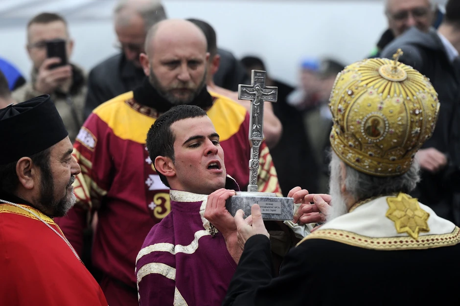 Patrijarh Irinej sa pobednikom