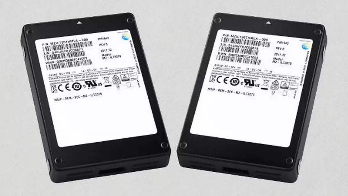 Samsung uruchamia produkcję PM1643. To dysk SSD o pojemności ponad 30 TB