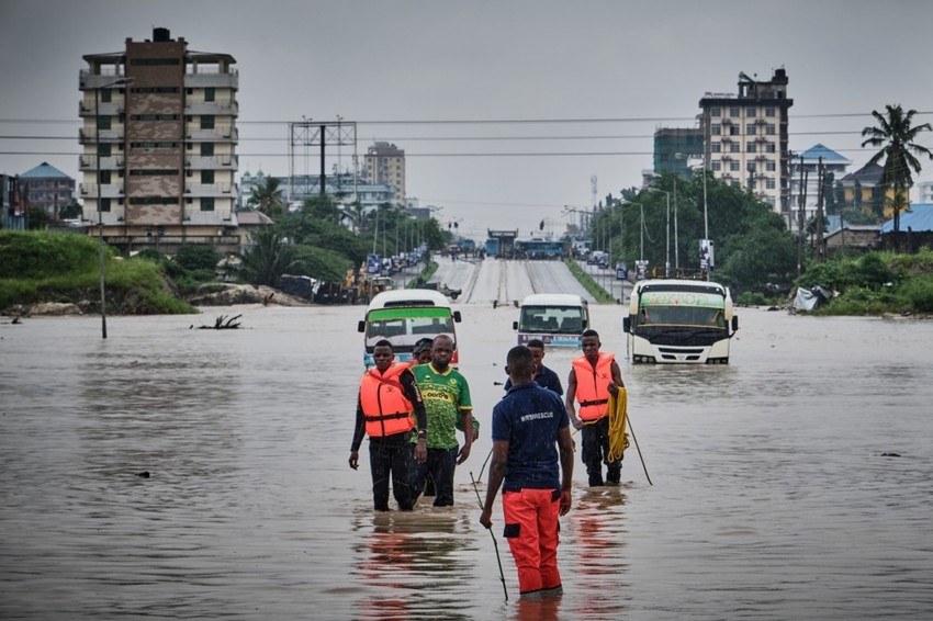 Velike padavine i posledične poplave u Džangvaniju u Tanzaniji u aprilu 2024. verovatno su bile povezane sa fenomenom El Ninjo