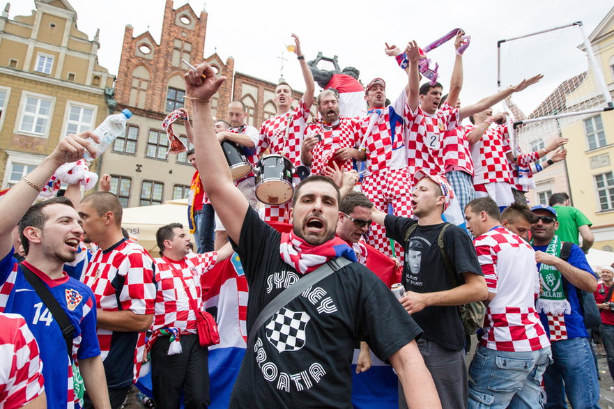 Stary Rynek w Poznaniu, kibice Chorwacji podczas Euro 2012