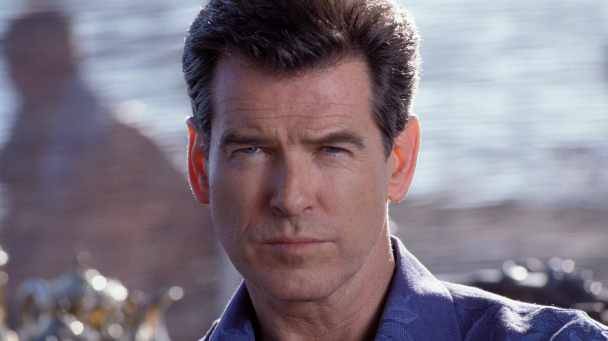 Ugye, ez nem komoly? Már 71 éves Pierce Brosnan! Ha ön is bárhol felismerné, ezt látnia kell