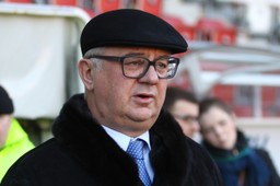 Profesor wśród menedżerów