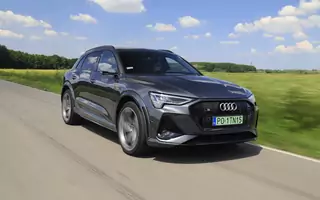 Test Audi e-trona S