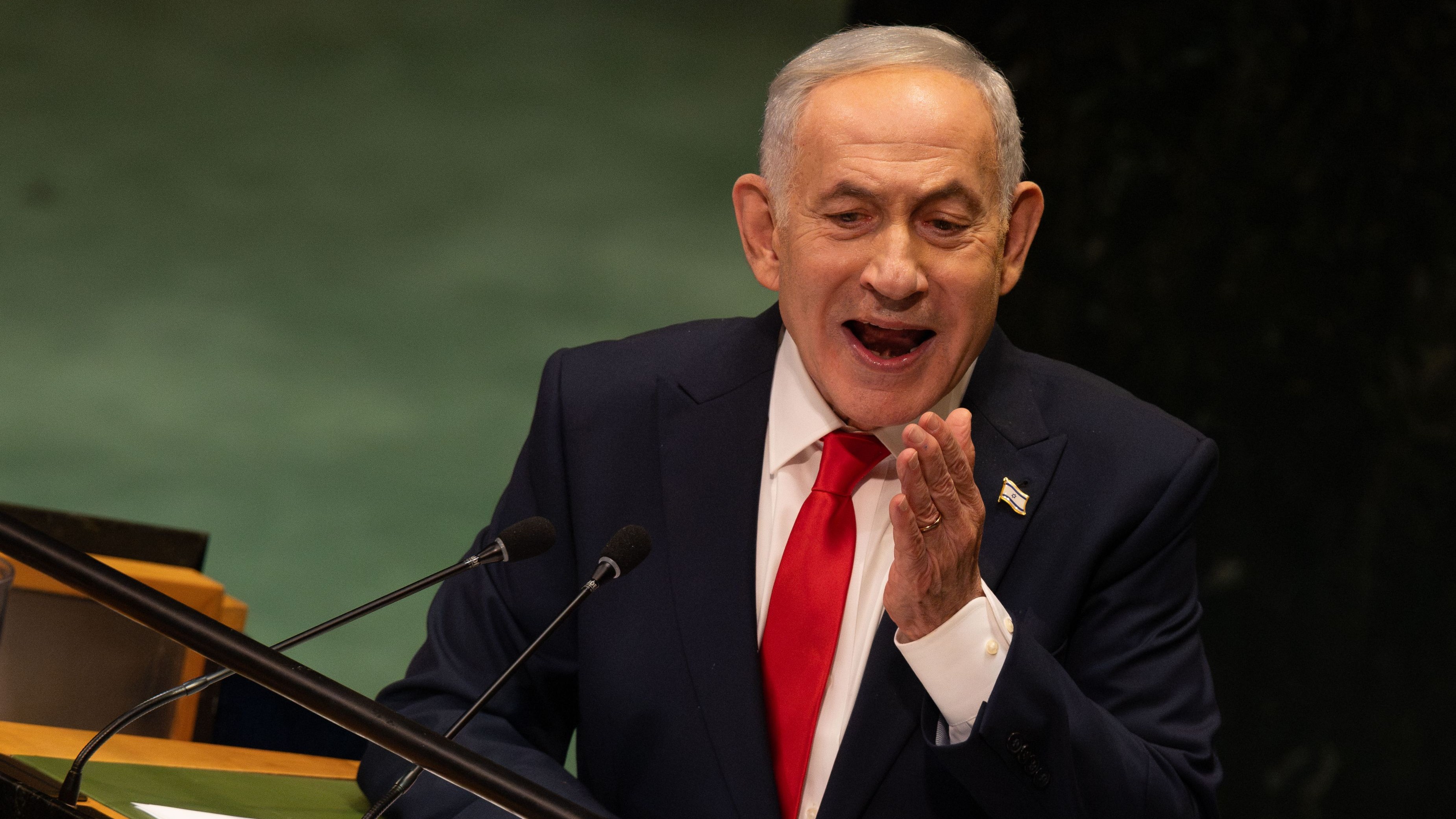 Israelul a avertizat Marea Britanie în legătură cu atacul „pregătit de Iran” la baza aeriană Fairford, dar Londra a răspuns cu sancțiuni, se plânge Benjamin Netanyahu