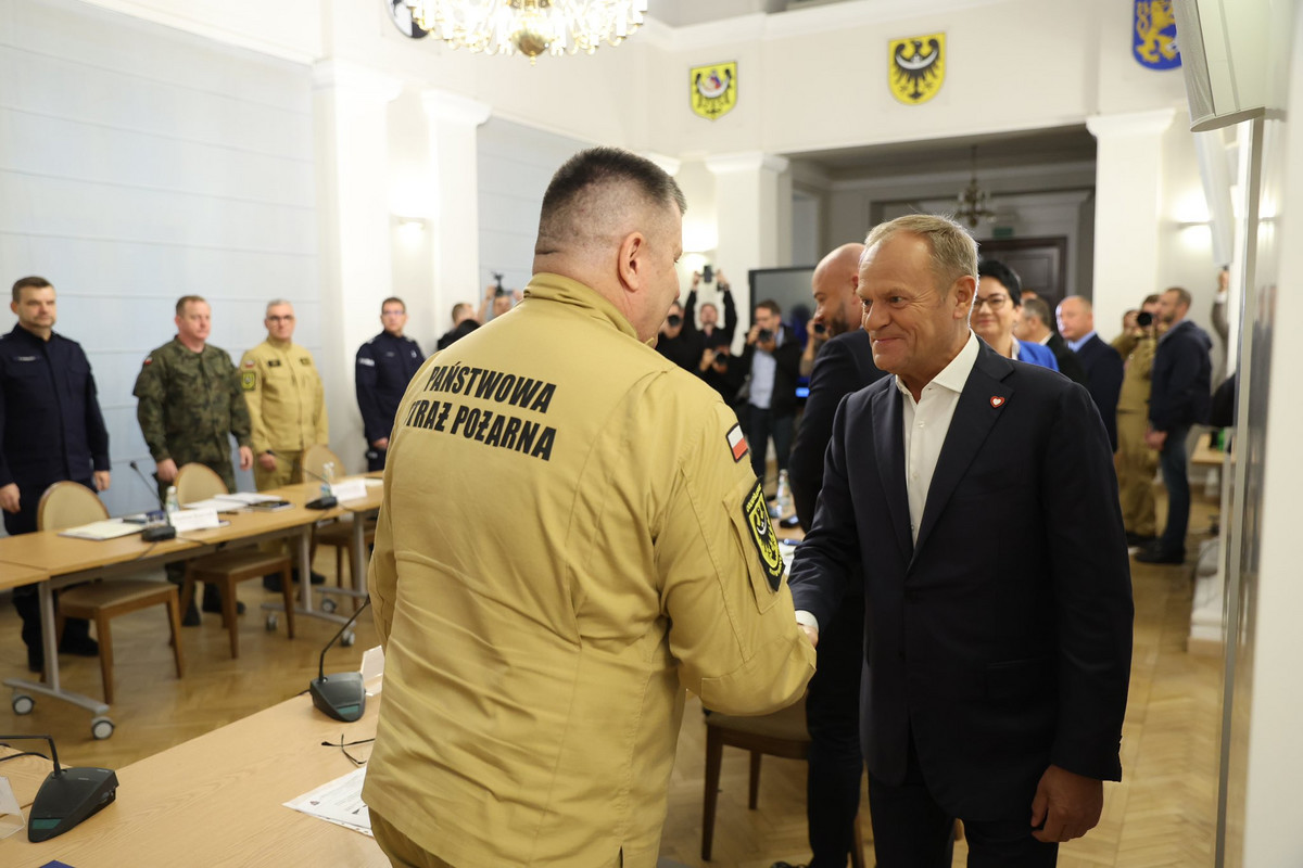 Zagrożenie powodziowe. Premier: nie ma powodów do paniki