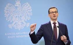 Premier podsumowuje rok. Największe sukcesy rządu? 500 plus, polityka migracyjna, porozumienie z Izraelem